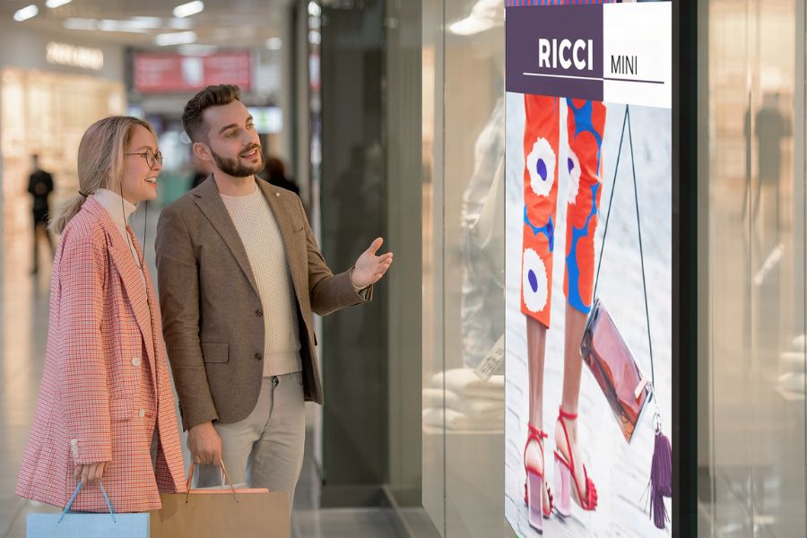 Choosing The Best Digital Signage Solution for Your Business